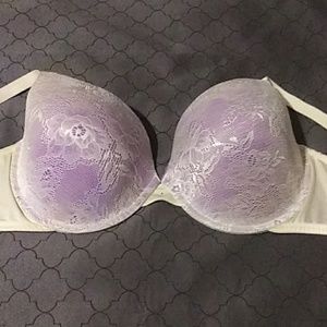 40D Lavender and White Bra